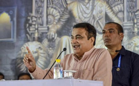 Open toilets in petrol pumps along NHs for public use, else will withdraw NOC for access from highway: Gadkari