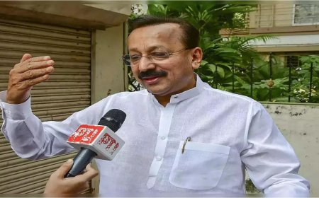 NCP leader Baba Siddique succumbs to gunshot injuries in Mumbai; 'lost a good friend', says Ajit Pawar