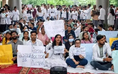 77 doctors at Kalyani JNM Hospital threaten mass resignation over RG Kar incident