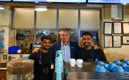 Australian asst minister Thistlethwaite launches work & holiday visa for Indians