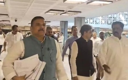 Opposition MPs stage walk out of JPC meeting on Waqf Bill