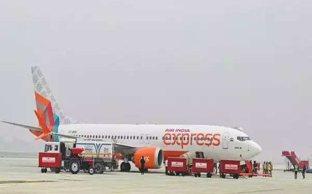 Second day: Now Ayodhya flight faces bomb threat