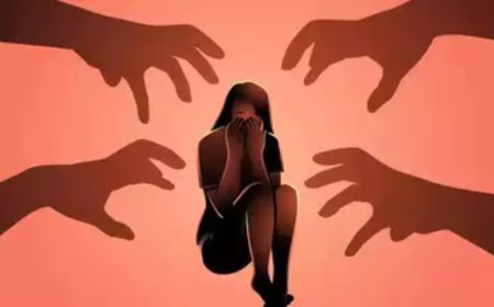 Teens extort Rs 7 lakh from 12-year-old girl
