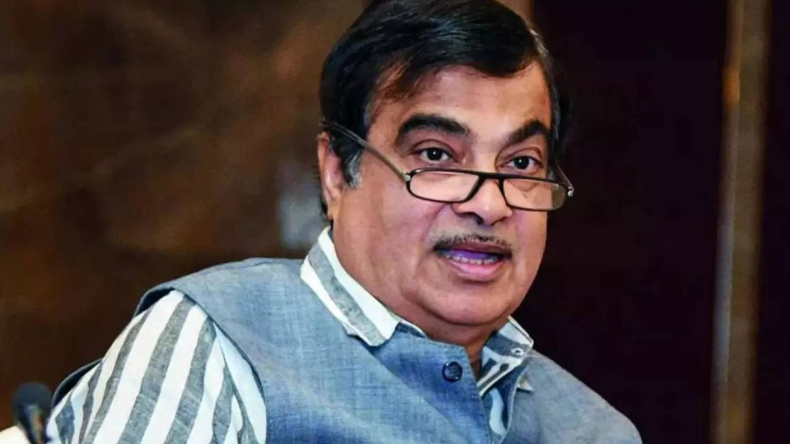 Maintain clean public toilets at pumps or face action: Union minister Nitin Gadkari