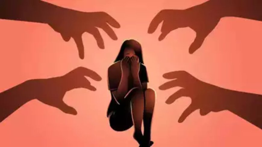 Teens extort Rs 7 lakh from 12-year-old girl