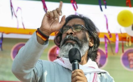 EC seeks report on Soren copter 'grounding'