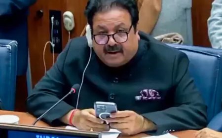 India slams Pakistan for raking up Kashmir issue at UN