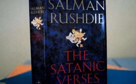 Notification banning Salman Rushdie’s 'Satanic Verses' ‘untraceable’; Delhi HC closes petition
