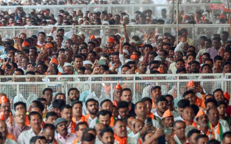 Battle of buzzwords: Netas turn to hashtags for edge