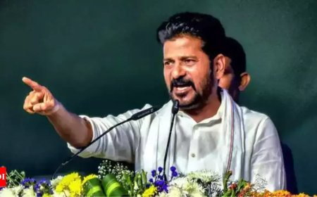 Choice between 'Modi Parivar' or 'Gandhi Parivar' in Maharashtra, says Telangana CM Revanth Reddy