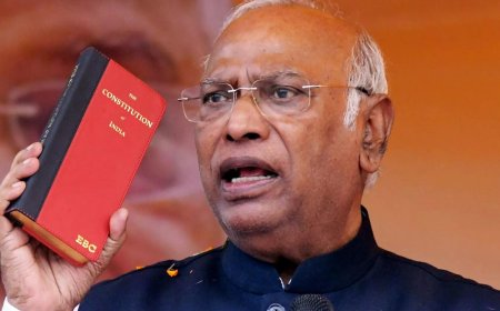 'Daroge toh maroge,' Kharge tells Jharkhand voters as poll campaign ends