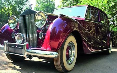 A vintage Rolls-Royce that wrecked a royal marriage