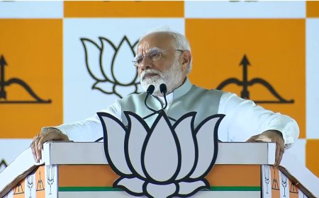 Congress' 'cylinders for infiltrators' promise in Jharkhand gives fresh ammo to BJP