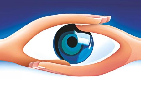 Eye banks that don’t collect 100 corneas a year can lose licence