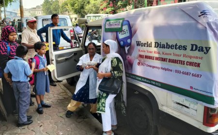 Diabetes specialist Kolkata hospital travelled through the city with mobile screening unit