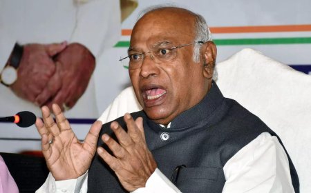Under BJP, Manipur neither 'ek' nor 'safe': Mallikarjun Kharge