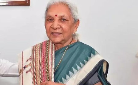 Rishi Bhardwaj built 1st plane, flew over Chowpatty: UP governor