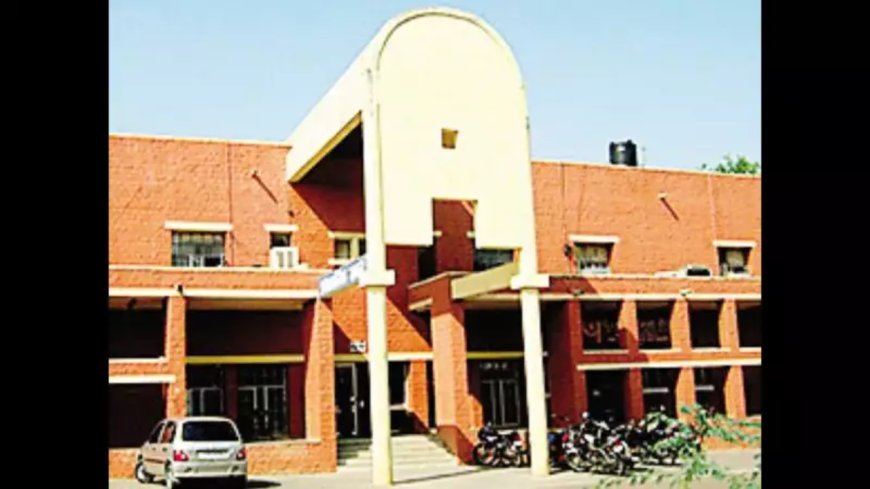 Congress slams Rajasthan govt's order to paint college walls orange, calls it 'politicisation'