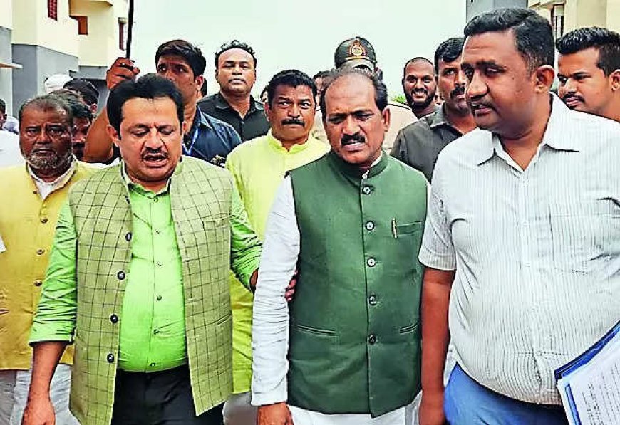 Demand to sack Karnataka mantri for HDK racial slur