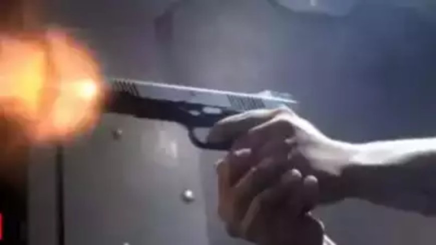 Clip shows SHO pointing gun at women voters