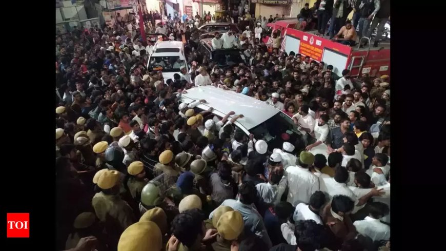 What led to the Mewar Royal family clash in Udaipur’s City Palace?