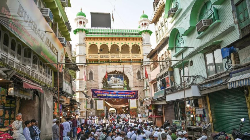 Court directs to issue notice over suit claiming Shiva temple in Ajmer dargah