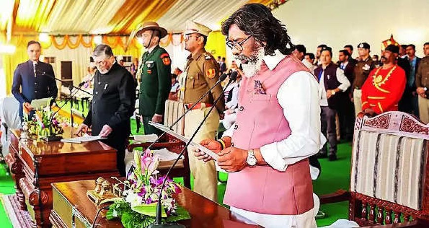 Hemant Soren takes oath as 14th CM of Jharkhand as INDIA bloc puts up show of unity
