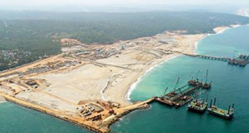 Kerala, Adani arm ink supplementary pact on port project