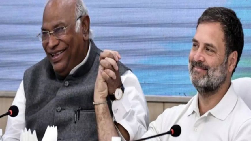 After Maharashtra poll debacle, Congress' top leaders huddle in Delhi meet