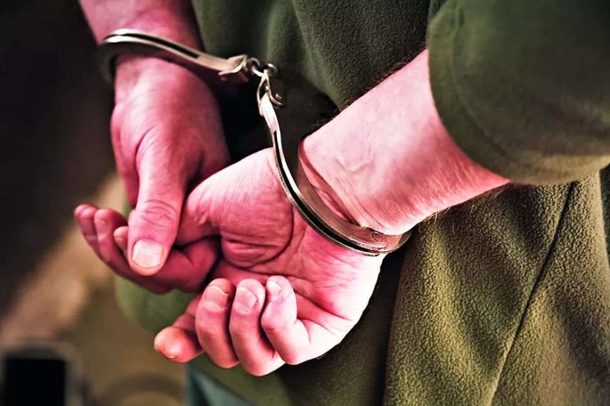 Gujarat ATS nabs man for sharing Coast Guard info with Pakistan