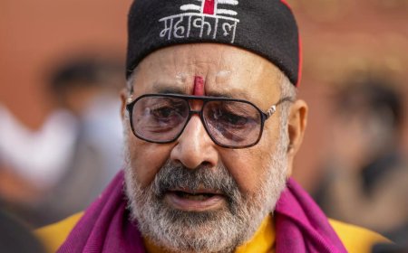 'Silent on Bangladesh, to visit Sambhal for political tourism': Giriraj Singh attacks Rahul Gandhi