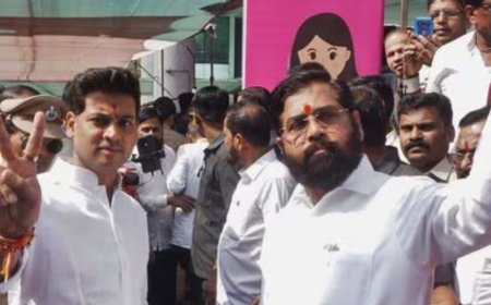 'Not in race for deputy CM': Eknath Shinde's son amid Maharashtra stalemate