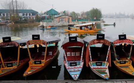 India’s first water transport service ‘Uber Shikara’ launched in Kashmir