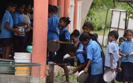 Midday meal cooks' pay stuck at 2009 level in 10 states/UTs