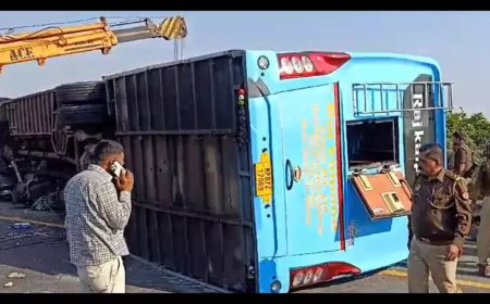 PMO announces ex-gratia of Rs 2 lakh for kin of Kannauj bus accident victims