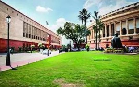 TMC slams ally Congress, BJP over Parl disruptions