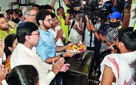 Railways halts razing of unauthorised temples; BJP, UBT in credit war