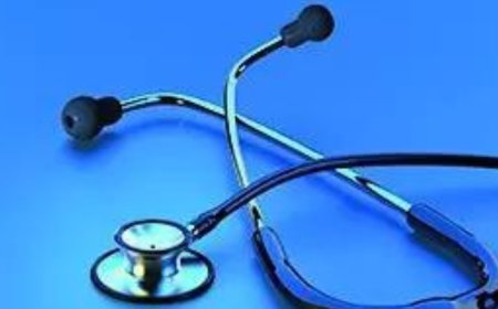 3 months after med portal launch, just 6.5k of 12L docs on register