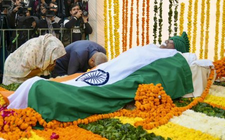 Former Haryana CM Om Prakash Chautala cremated with state honours in Sirsa