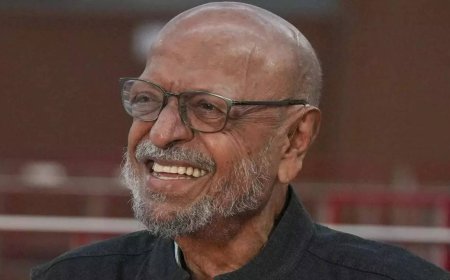 'Benegal told raw & real stories about ordinary people'