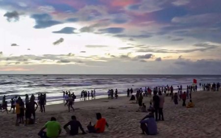 Tourist boat capsizes off Calangute beach in North Goa; 1 killed