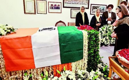 Lost 'friend, philosopher and guide', says Sonia Gandhi on Manmohan Singh's demise