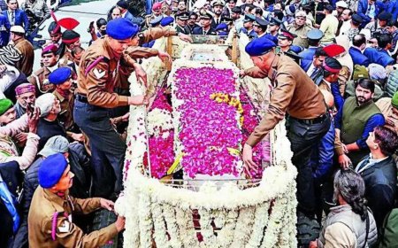 Thank you & doodbye, Dr Sahab: Former PM cremated on a bitterly Cold, gloomy day, amid chilly vibes over memorial row