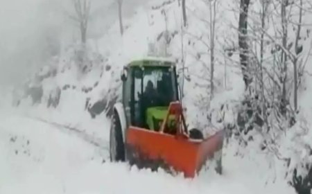 Engineer suspended for dereliction of duty, snow-clearance ops underway in J&K's Kishtwar-Doda