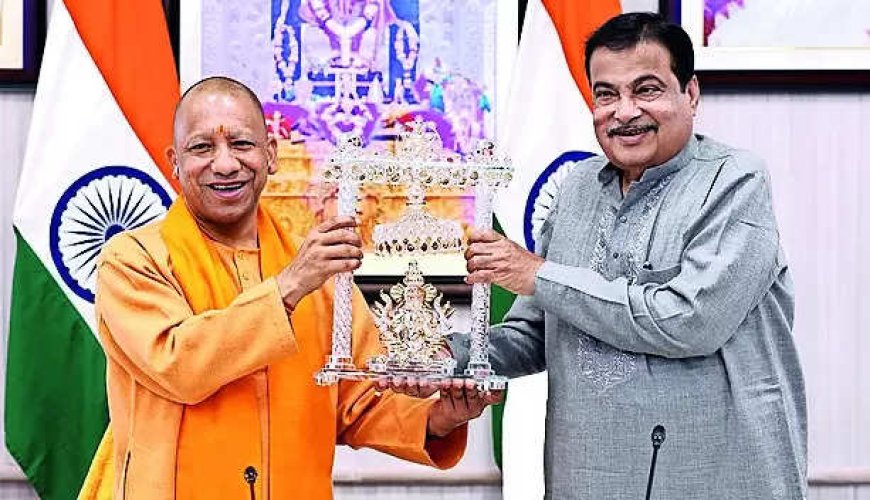 Gadkari calls on Adityanath to discuss major road projects for Maha Kumbh 2025