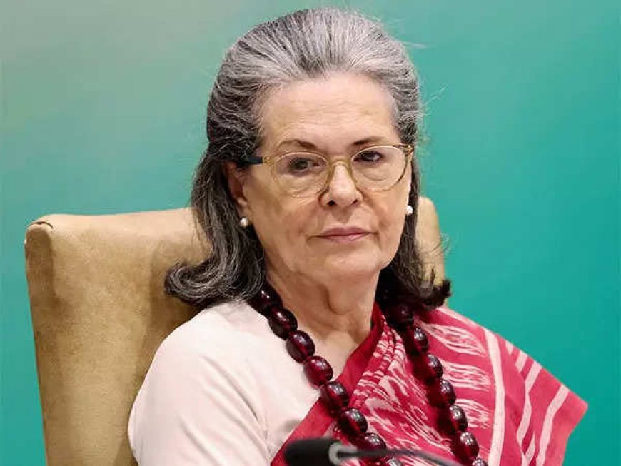 PM Modi greets Sonia Gandhi on her birthday