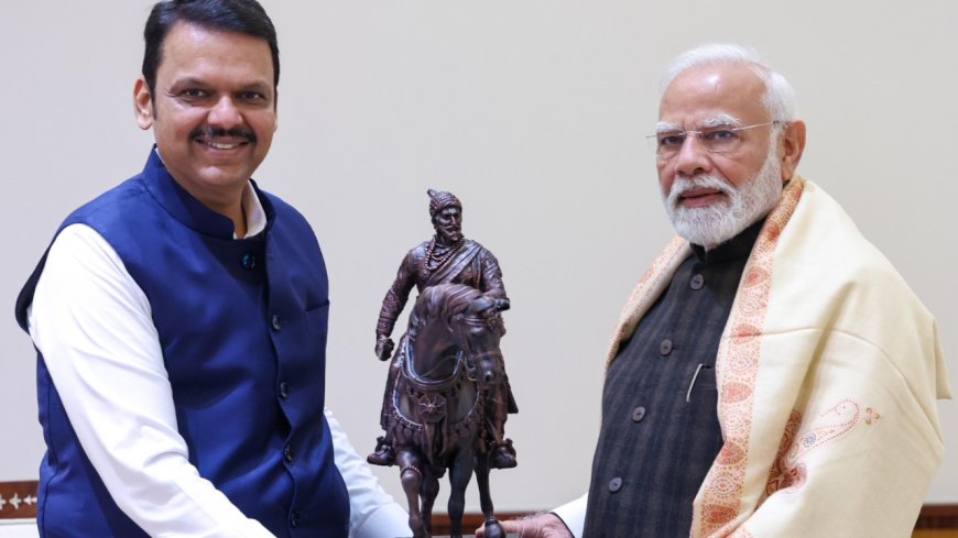 Maharashtra CM Fadnavis meets PM Modi