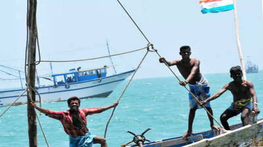 211 Indian fishermen are in Pakistan jails: Union minister