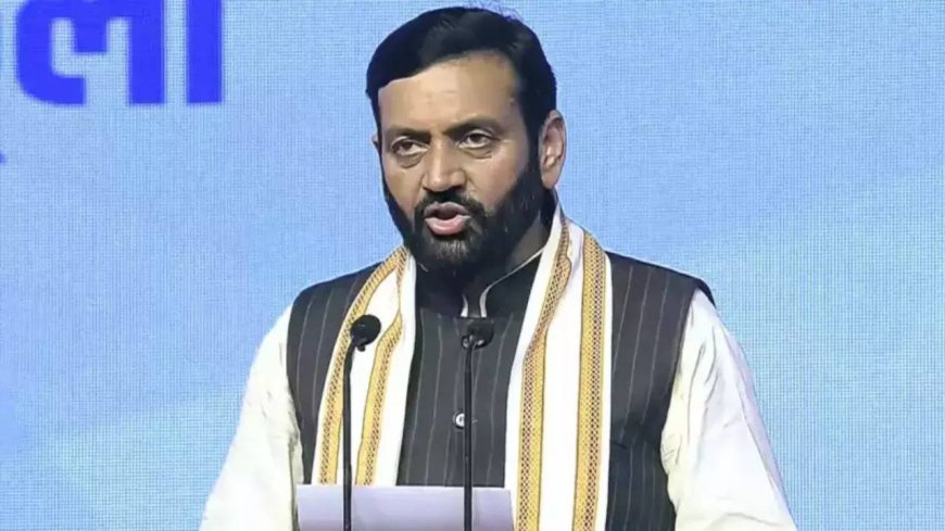 Saini accuses Congress and AAP of resorting to politics on farmer issues