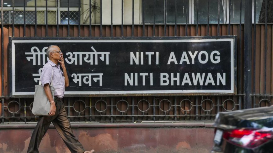 Niti Aayog calls for policy change to house workers near workplace